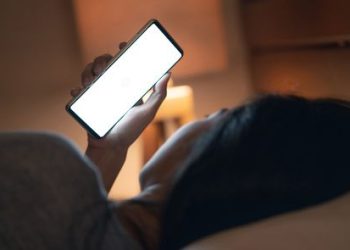 Smartphones Spending Hours