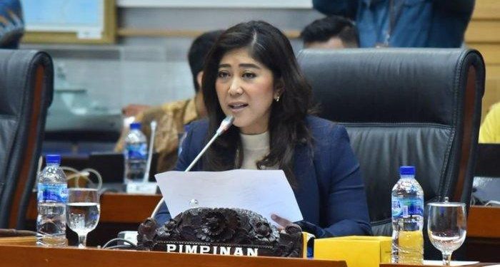 Indonesia's Minister of Communication and Digital (Menkomdigi), Meutya Hafid. (YouTube/ParlemenTV)