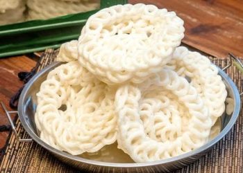 Kerupuk Traditional Crackers