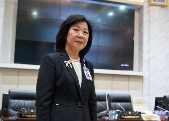 Filianingsih Hendarta biography