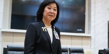 Filianingsih Hendarta biography