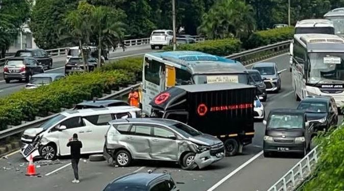 (TMC Polda Metro Jaya)