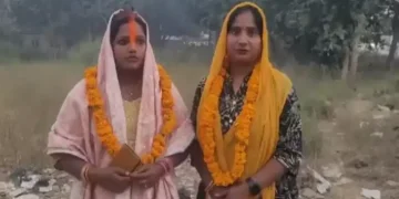 Two Women in India Marry After Escaping From Alcoholic Husbands