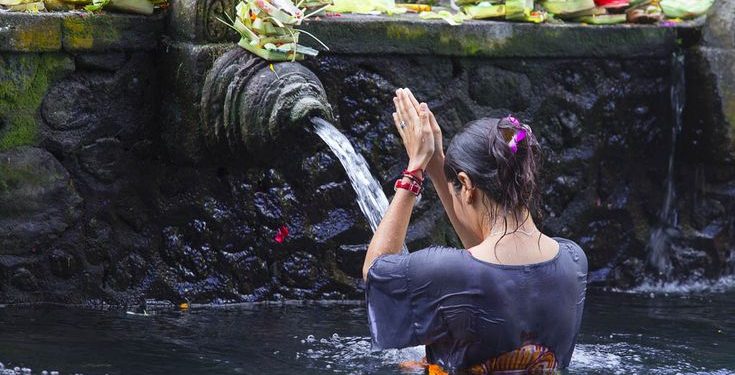 Melukat Ritual