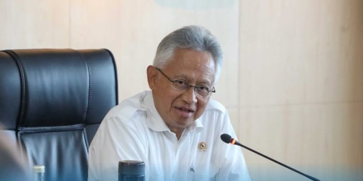 Minister Satryo