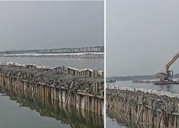 Mysterious Sea Fence