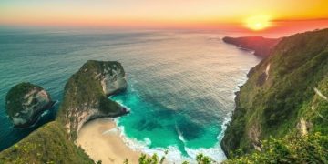 Kelingking Beach Bali