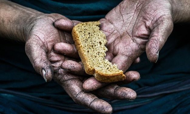 Indonesians Poverty
