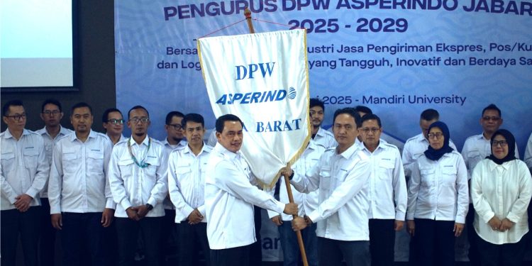 The inauguration ceremony of ASPERINDO National Chairman Budiyanto Darmastono Appoint Budiarto Irawan as Regional Chairman of ASPERINDO West Java (Doc ASPERINDO)