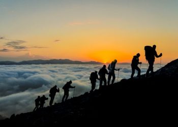 Over 2,600 Illegal Hikers Removed from Mount Gede-Pangrango