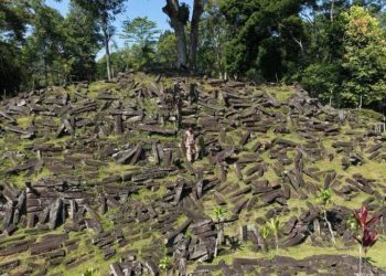Gunung Padang